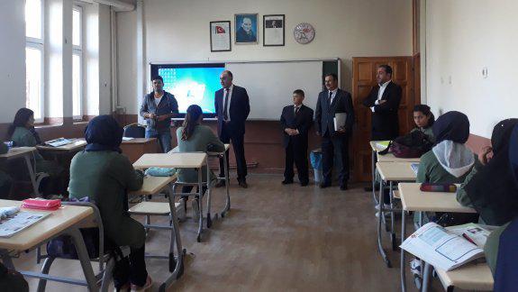 İlçe Milli Eğitim Müdürümüz Gürkan EMEKSİZ  Emirdağ Anadolu İmam Hatip Lisesini ziyaret etti