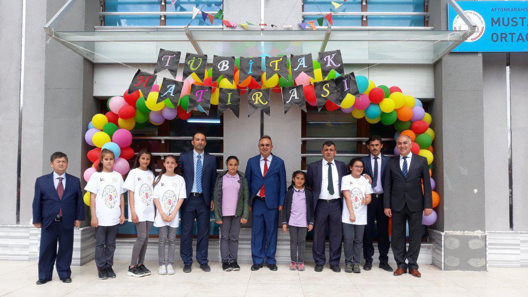 Mustafa Çekiç Ortaokulunun Tübitak 4006 Bilim Fuarları Destekleme Programı yapıldı...
