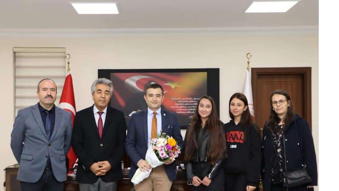 Emirdağ Aziziye Anadolu Lisesi'nden Kaymakam Osman Bilici'ye Ziyaret