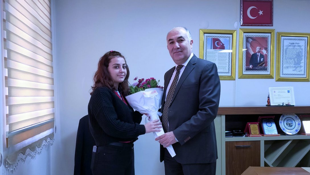 Metin Zülbiye Sarı Anadolu Lisesi'nden İlçe Milli Eğitim Müdürü Gürkan EMEKSİZ'e Ziyaret. 